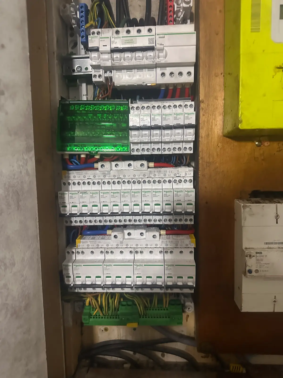 Réalisation de PROELEC MULTISERVICES